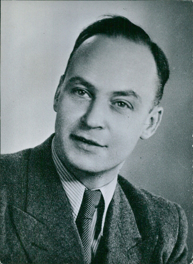 DR. EDUARD LEUZE, Free Democrat (FDP) member of the Bonn Bundestag (Parliament) - Vintage Photograph