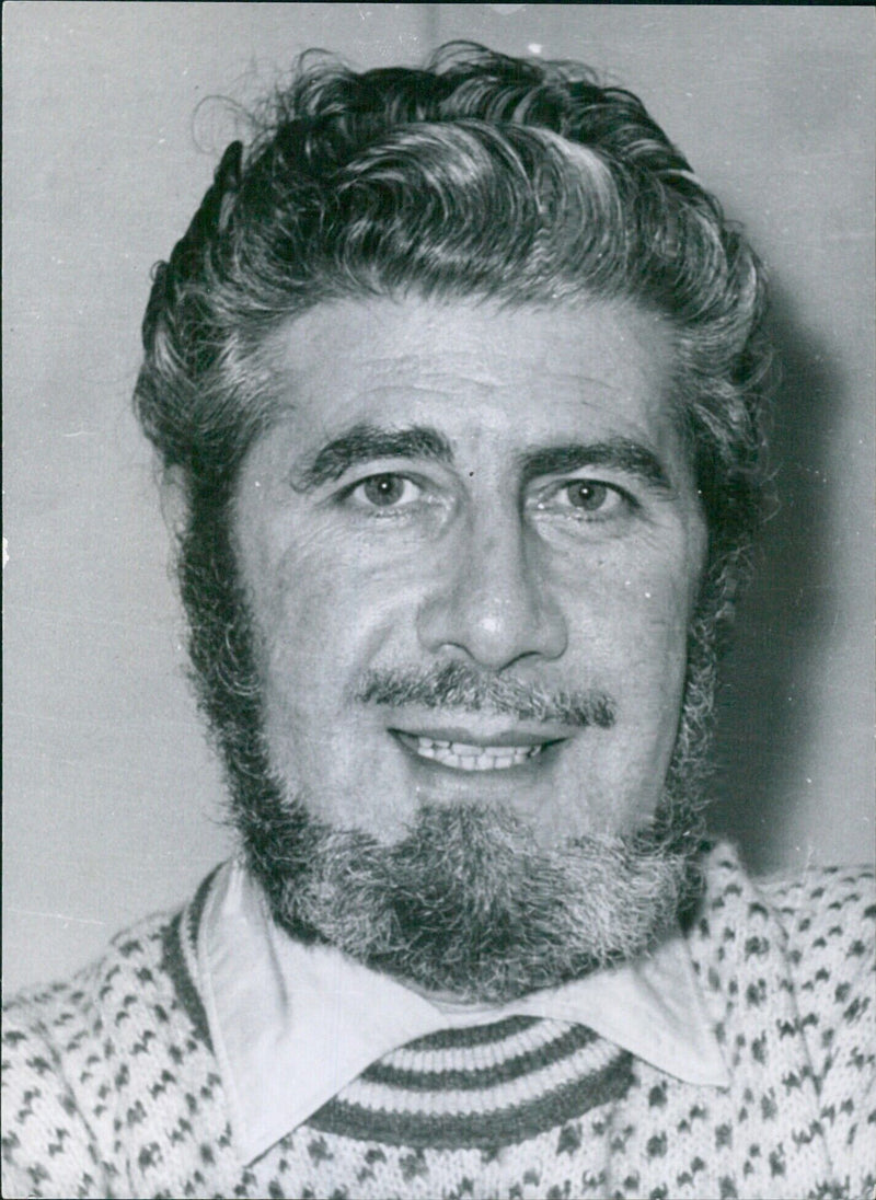 Mervyn Levy, British Painter & Art Critic - Vintage Photograph