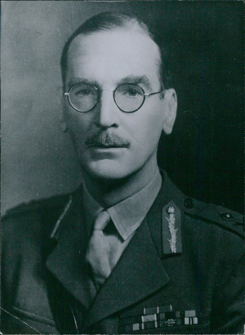 Indian Army Chiefs: MAJ. GEN. W.D.A.LENTAIGNE C.B., C.B.E., D.S.C. - Vintage Photograph