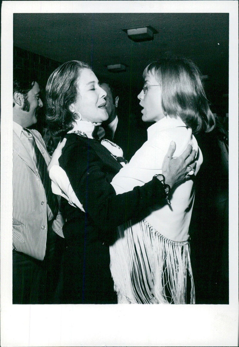 M Producer-Eleandr Perry Congratulates Carrie Snodgress at Film Screening - Vintage Photograph