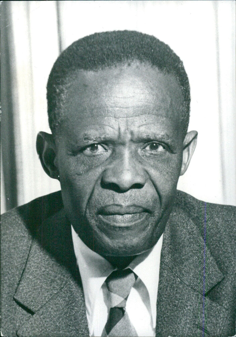 SENATOR KIYASI NDIWNE, Rhodesian Politician - Vintage Photograph