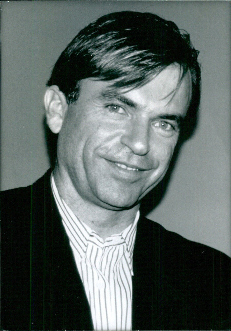 SAM NEILL OPS actor Sam Neill stars in "A Cry in The Dark" - Vintage Photograph