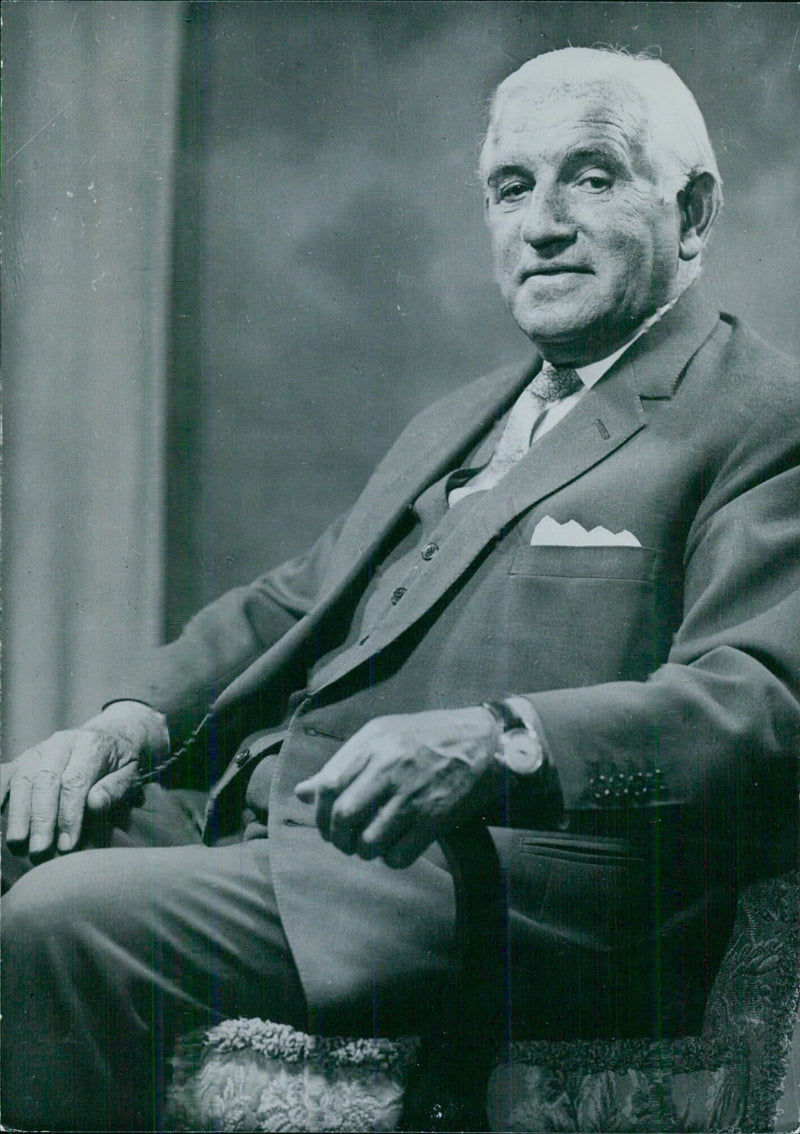 Portrait study of Sir Isaac Wolfson - Vintage Photograph