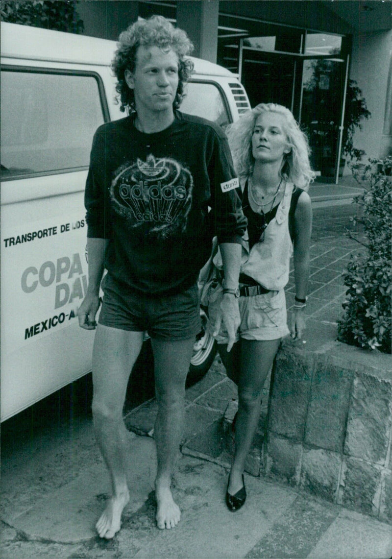 Transport of West German Tennis Players for the Mexico Cup Davis - Vintage Photograph