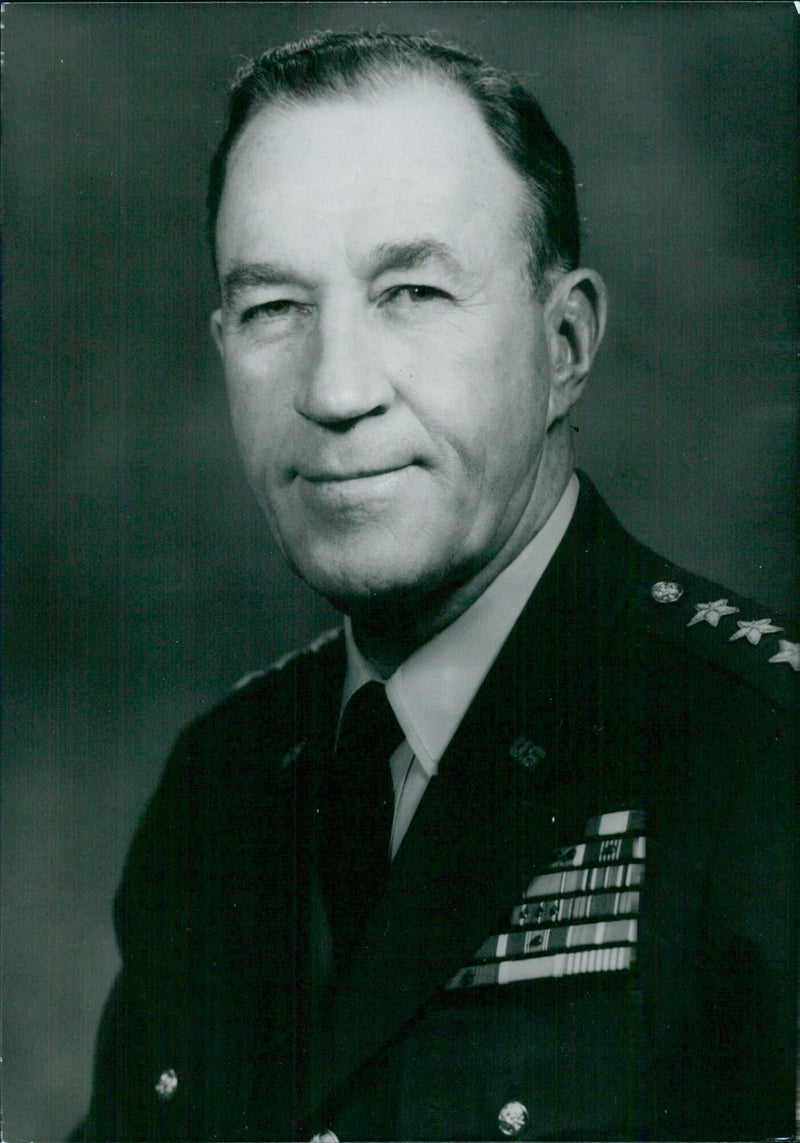 U.S. Service Chiefs: LIEUT-GEN. FERDINAND T. UNGER - Vintage Photograph