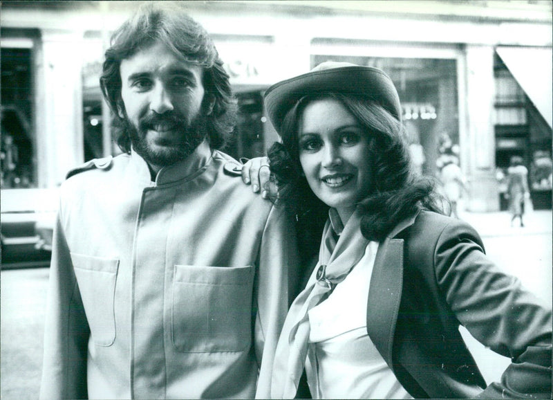 Argentinian Personalities: SILVANA SUAREZ & RICARDO VILLA - Vintage Photograph