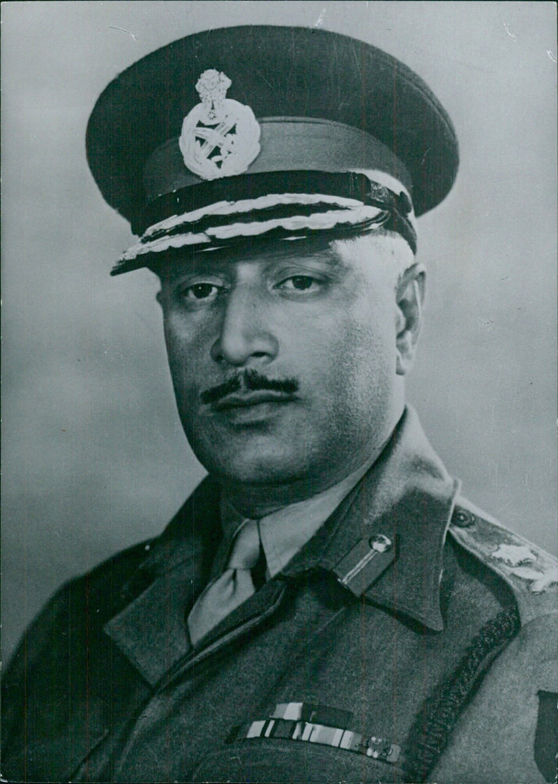 Indian Army Chiefs: MAJ. GEN. K. S. THIMAYYA, D.S.O. - Vintage Photograph