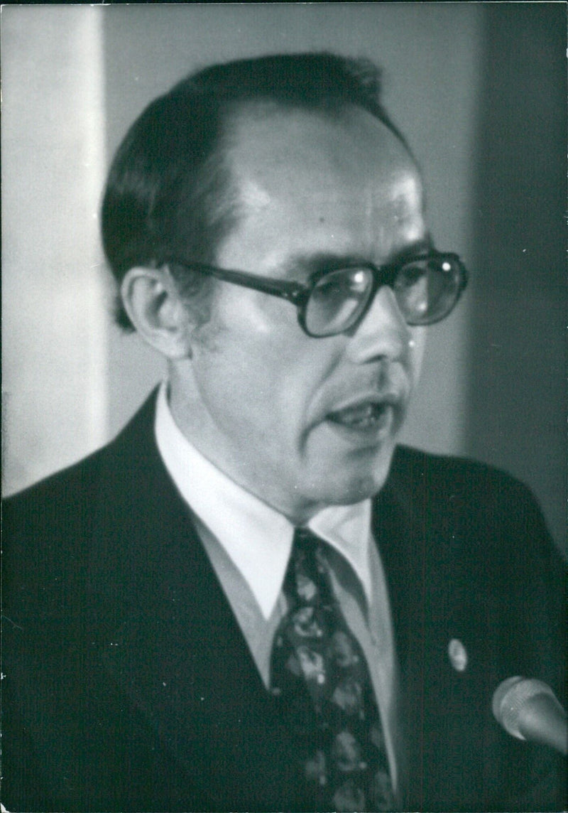 U.S. Diplomats: ALLEN EISLEY - Vintage Photograph