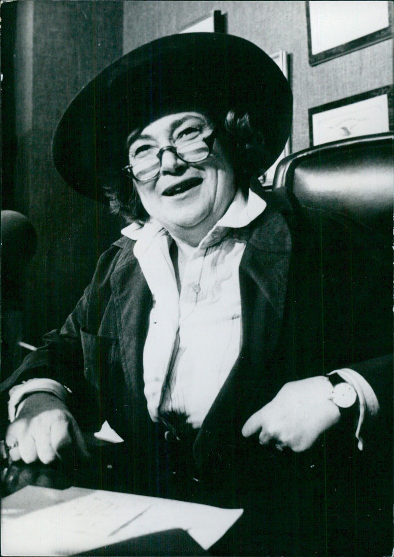 Mrs. BELLA ABZUG - Vintage Photograph