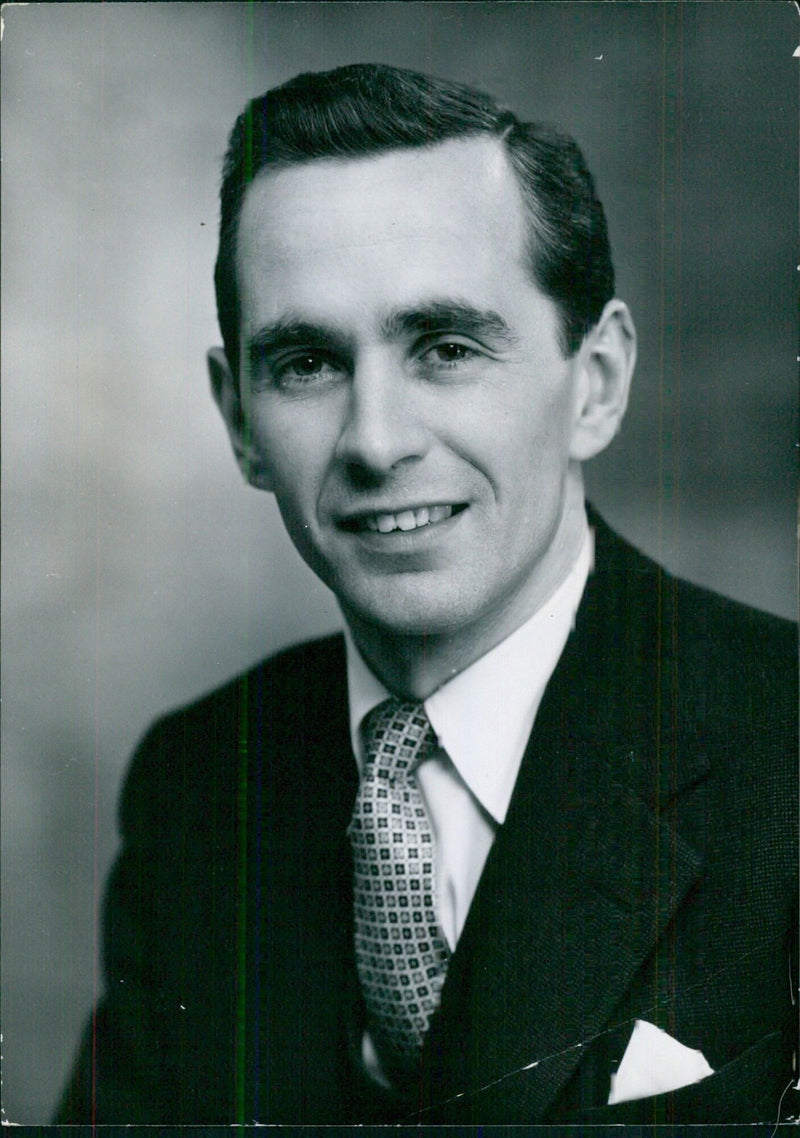 WILLIAM DONALD CHAPMAN, M.P. Labour Member of Parliament for Birmingham (Northfield) - Vintage Photograph