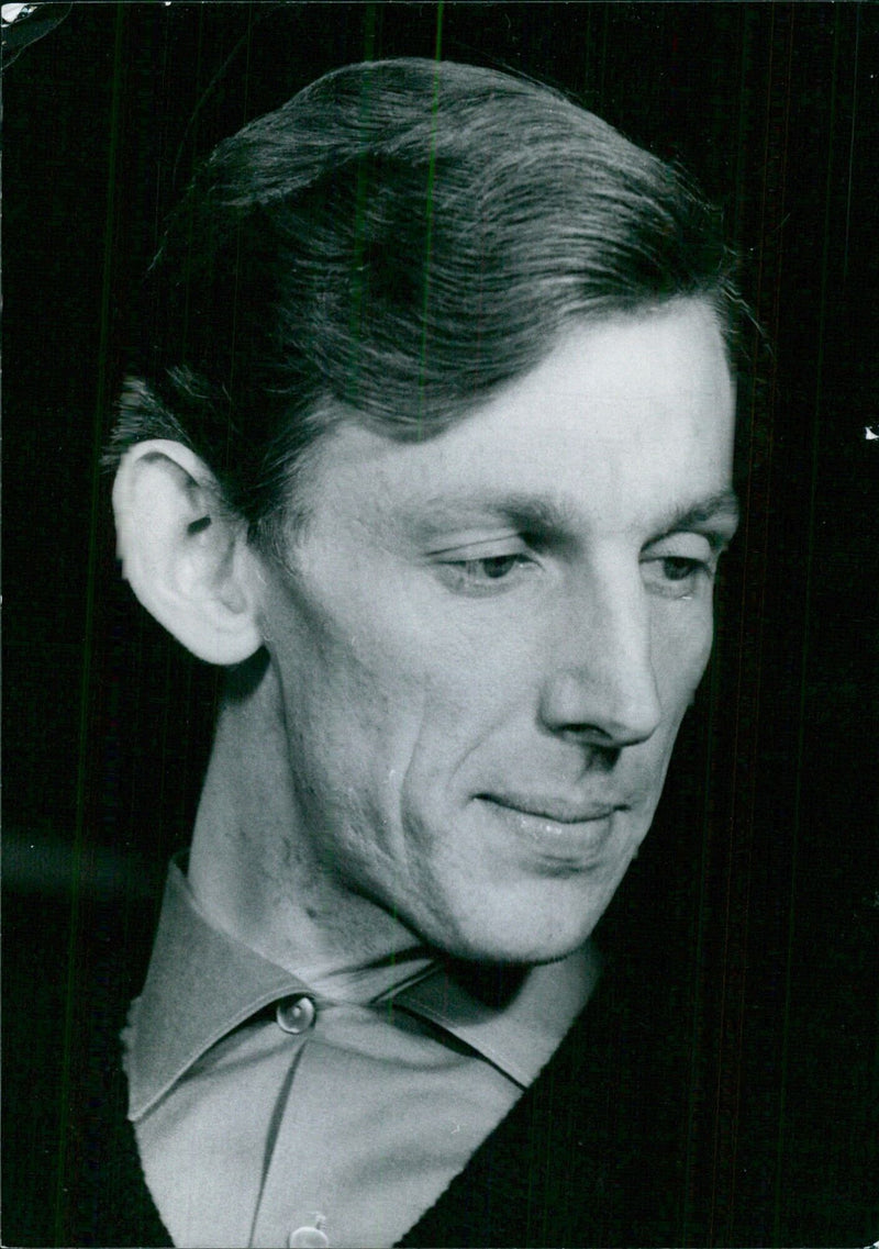 MICHAEL ELLIOTT, Artistic Director of the Old Vic Theatre - Vintage Photograph