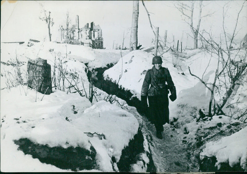 Reconnaissance unit before Leningrad - Vintage Photograph