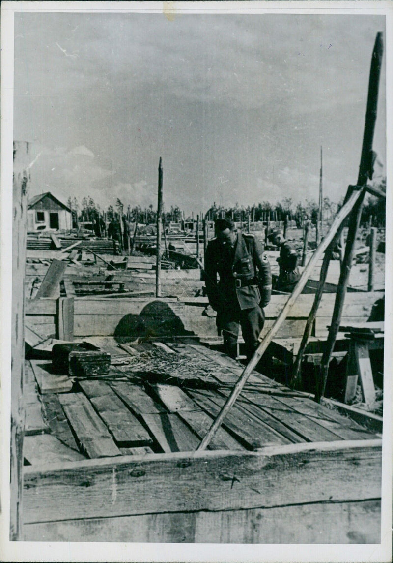 German Frontline Workers in the East - Vintage Photograph