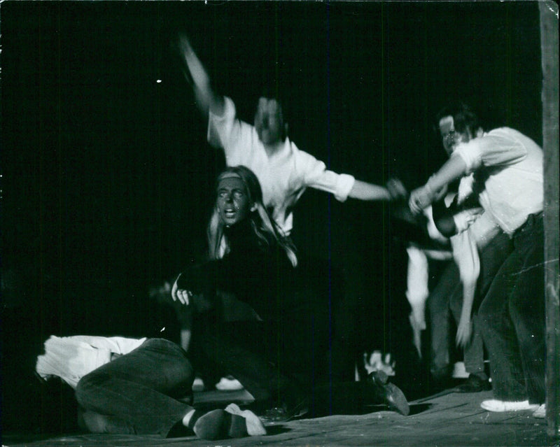 Student theater photographed by Jean-Pierre Hochet on the theme of barricades. - Vintage Photograph