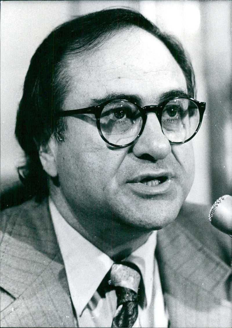 SENATOR JAMES G. ABOUREZK - Vintage Photograph