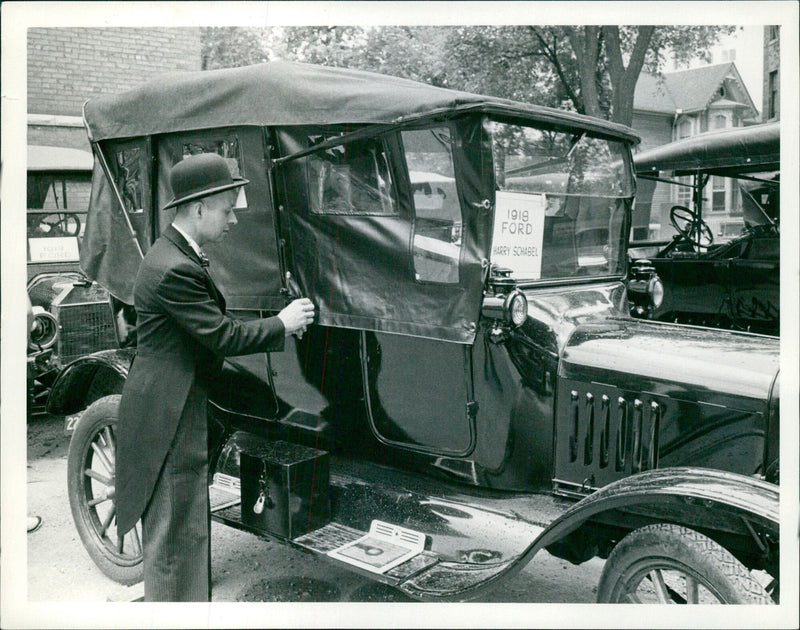 Vintage Ford cars from 1913 and 1918 - Vintage Photograph