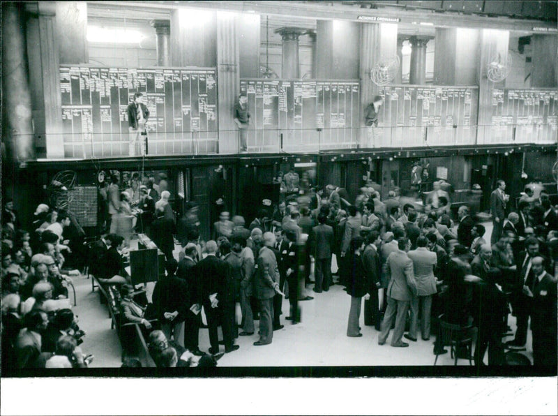 Main hall of the bustling Buenos Aires stock exchange - Vintage Photograph