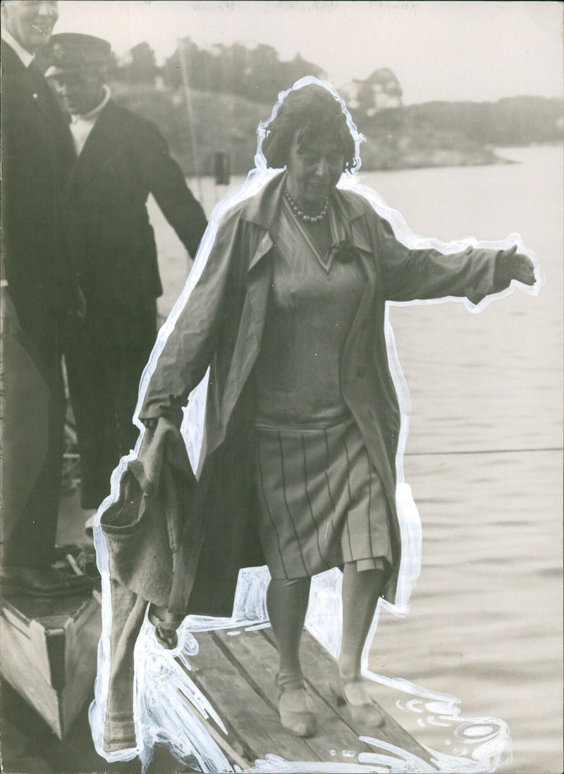 Harriet Bosse lights up Sandhamnsveckan - Vintage Photograph