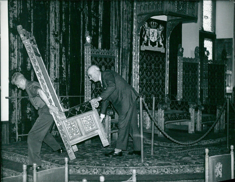 Removal of Princess Irene's chair - Vintage Photograph