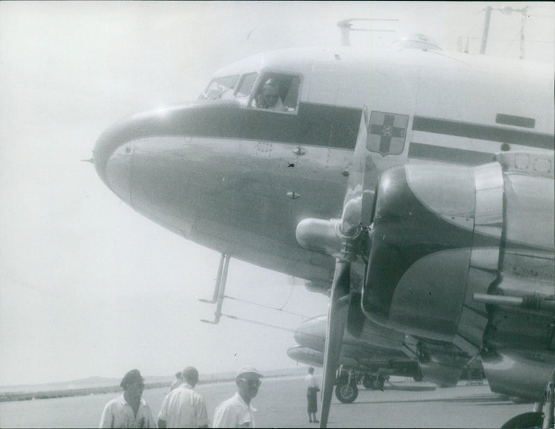 Plane with which Queen Juliana traveled to Greece for the cruise. - Vintage Photograph