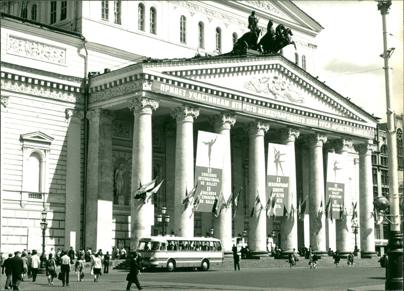 II INTERNATIONAL BALLET ARTISTS COMPETITION! - Vintage Photograph