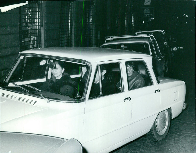 Soraya and Indovina in Via Veneto - Vintage Photograph