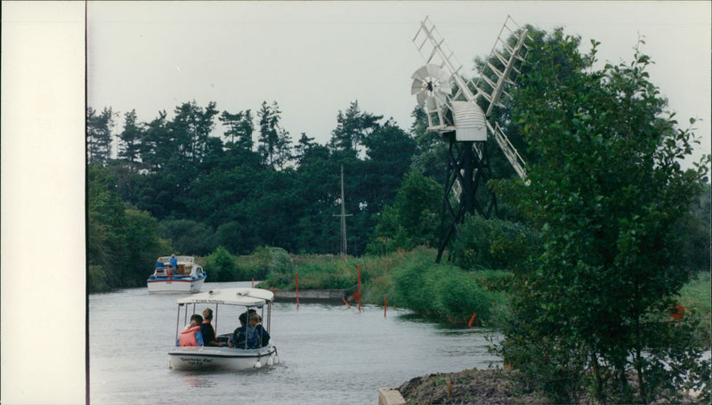 The how hill nature. - Vintage Photograph