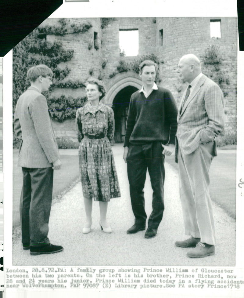 Prince William of Gloucester with his family. - Vintage Photograph