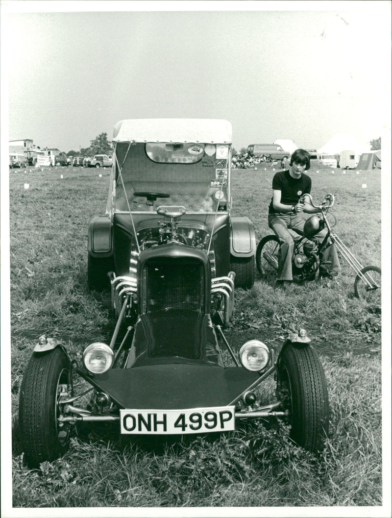 Cars: Customised & Specialised - Street Digger - Vintage Photograph