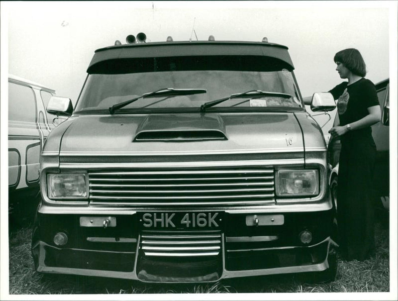 Cars: Customised & Specialised: Custom Van: Kathy - Vintage Photograph