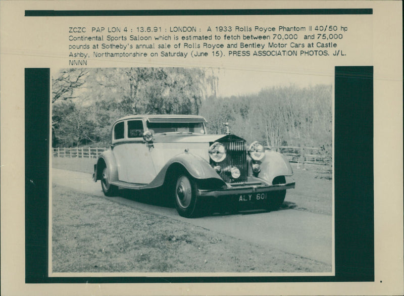Cars : Classic/Veteran/Vintage - Vintage Photograph