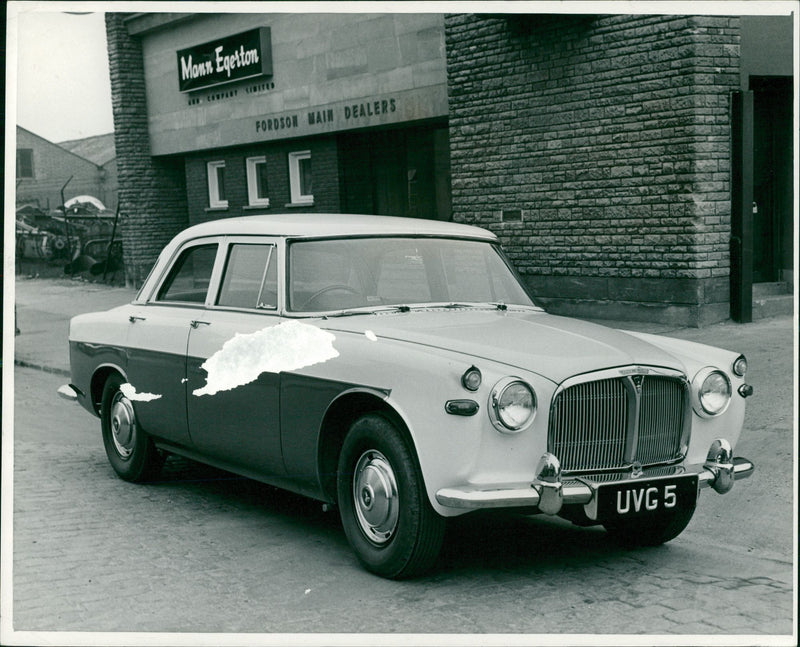 Cars : Classic/Veteran/Vintage - Vintage Photograph