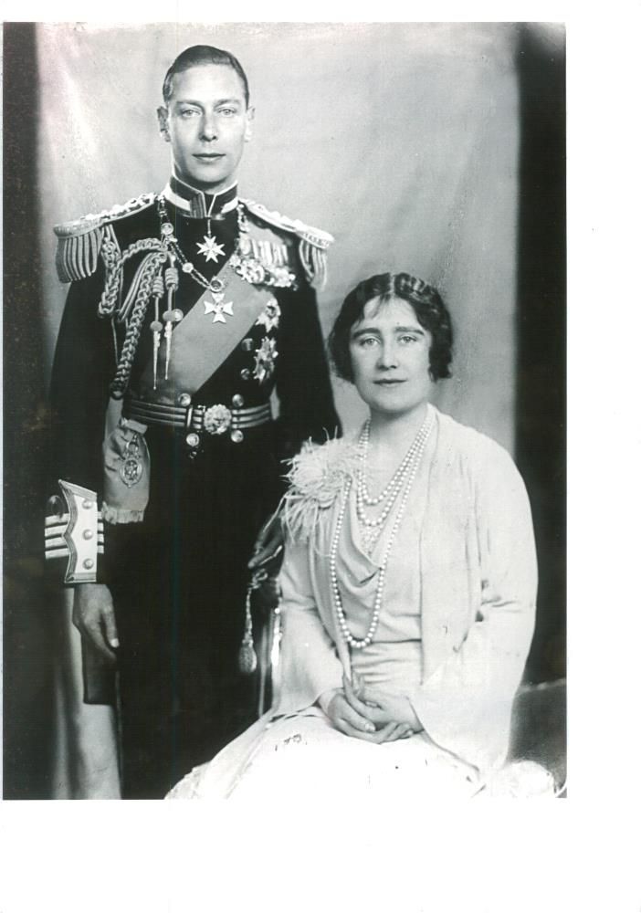 King George VI with his wife, Queen Elizabeth I. - Vintage Photograph