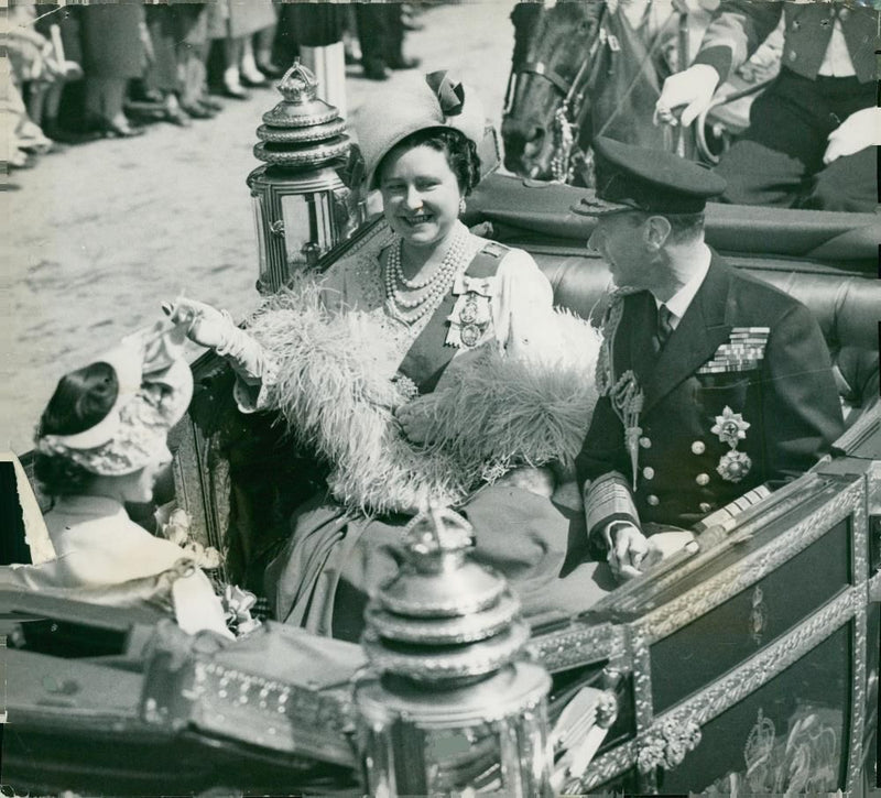 King George VI, Princess Margaret and Queen Elizabeth of England. - Vintage Photograph