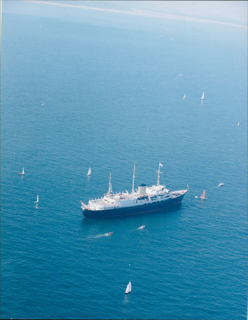 Royal yacht Britannia. - Vintage Photograph