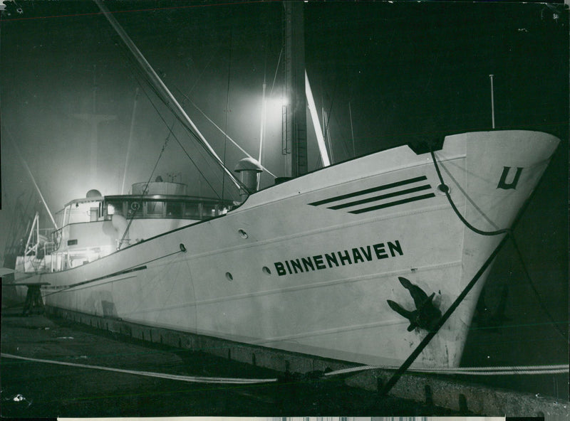 Dutch vessel "Binnenhaven" - Vintage Photograph