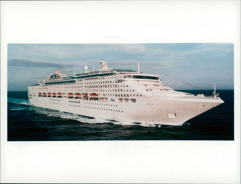 Shipping: Civilian: Liners: Princess Cruises - Vintage Photograph