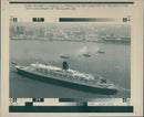 Queen Elizabeth 2 - Vintage Photograph