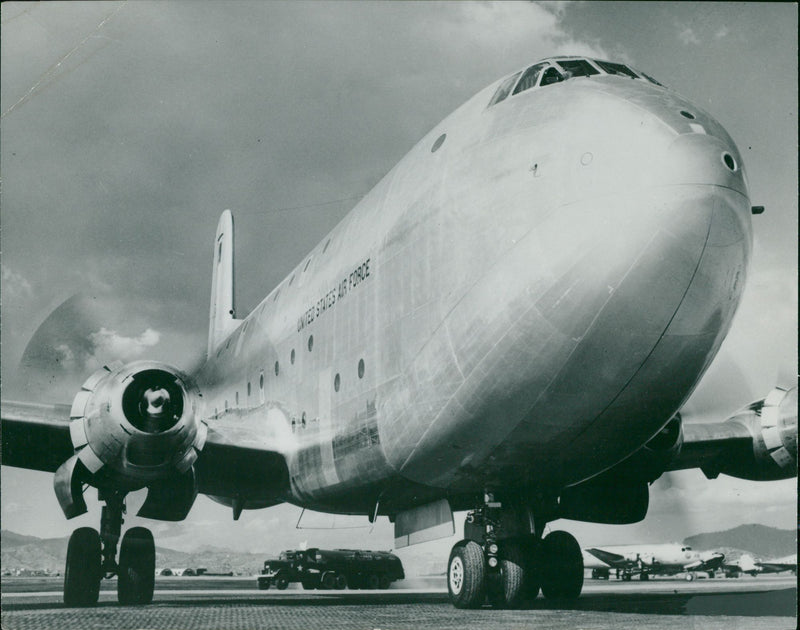 Douglas C-124 Globemaster II - Vintage Photograph