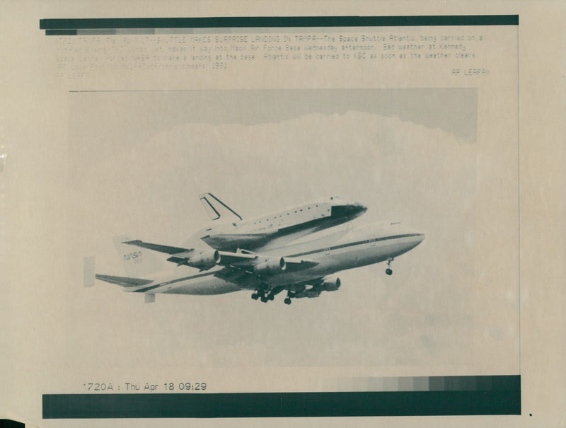 Space Flights: Shuttles: Atlanta - Vintage Photograph