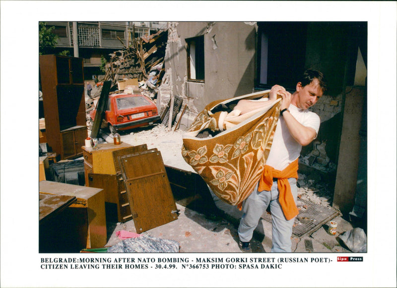 1999 SCANPIX HUGE FIRE RUNS PART PRICE POET SWEDEN RUSSIAN PRESS - Vintage Photograph