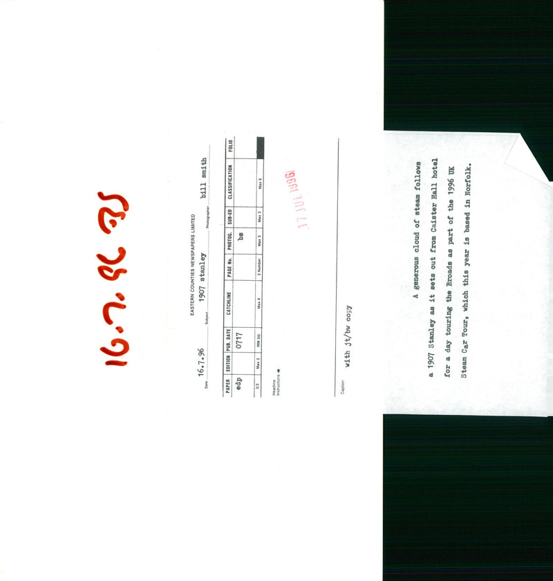 Cars: Steam: 1907 Stanley - Vintage Photograph