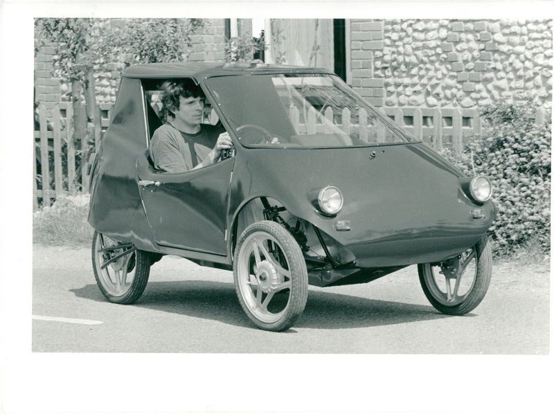 Cars: Electric: Bill Read - Vintage Photograph