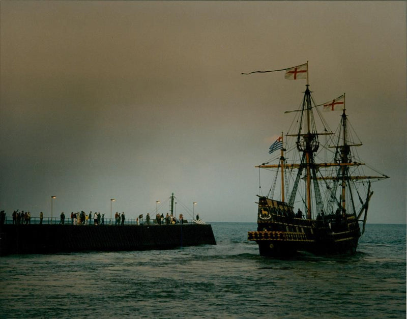 Shipping: Civilian: Sailing Ships - Vintage Photograph