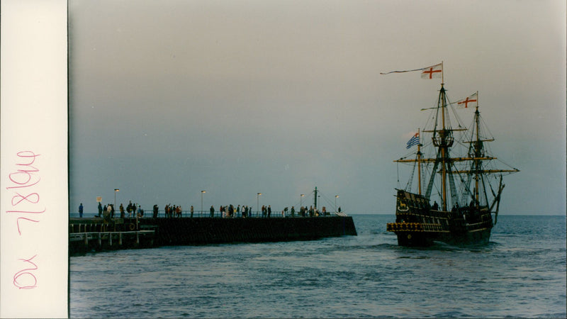 Shipping: Civilian: Sailing Ships - Vintage Photograph