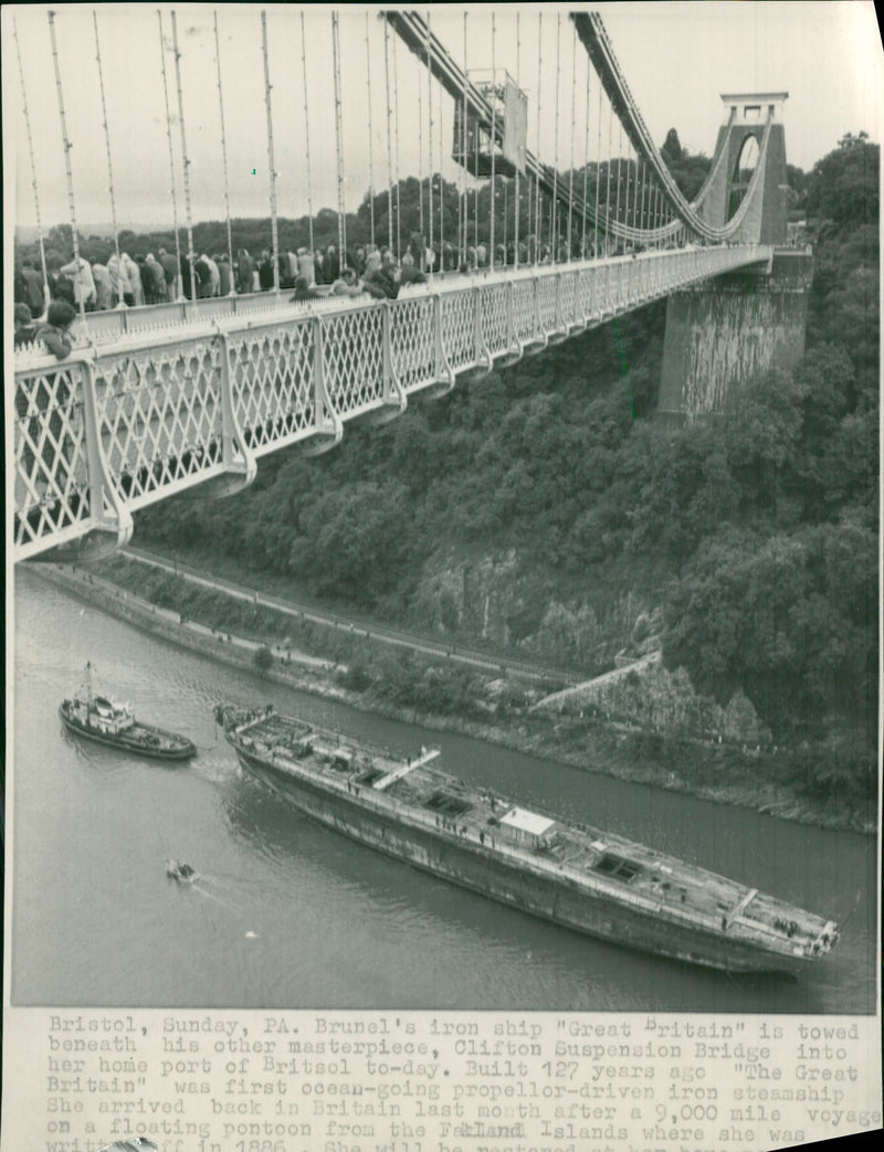 Shipping: Civilian: Sailing Ships - Vintage Photograph