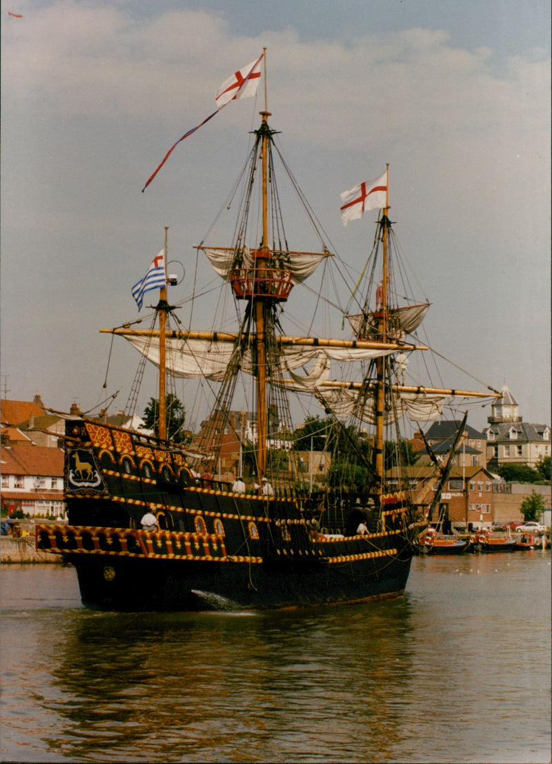 Shipping: Civilian: Sailing Ships - Vintage Photograph