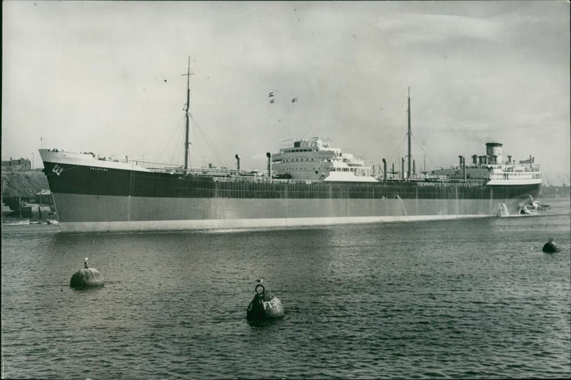 Ships: Tankers 'V' - Vintage Photograph
