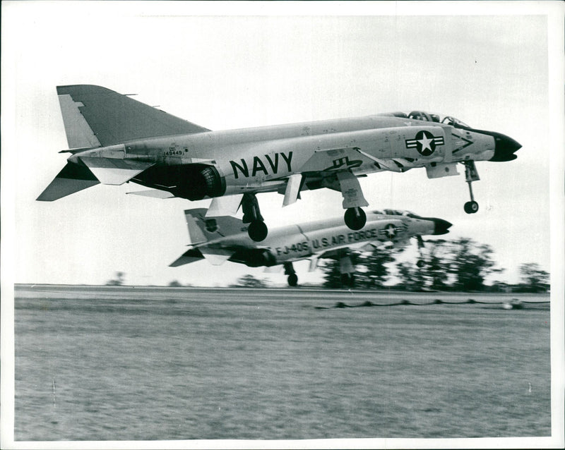 Full derails, Picture from stock. - Vintage Photograph