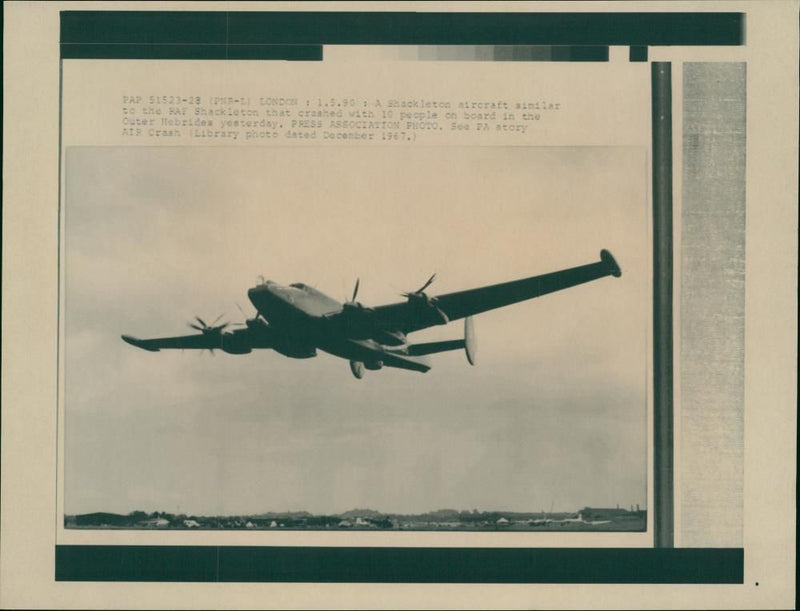 Aircraft: Military: Shackleton aircraft - Vintage Photograph